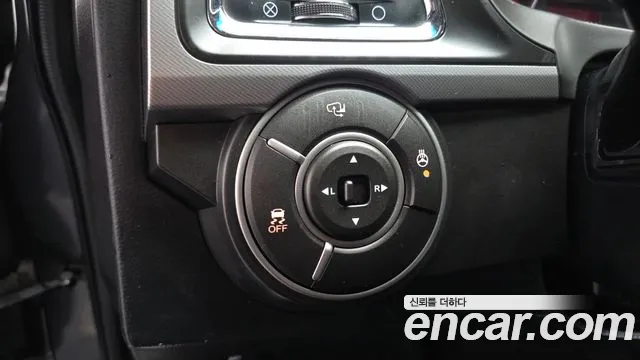 KG_Mobility_Ssangyong KORANDO 2017 — фото 19