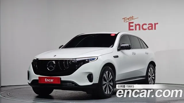 Mercedes-Benz EQC 2021 — фото 1