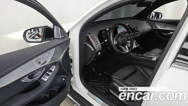 Mercedes-Benz EQC 2021 — фото 13