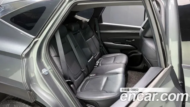 Hyundai Tucson 2023 — фото 17