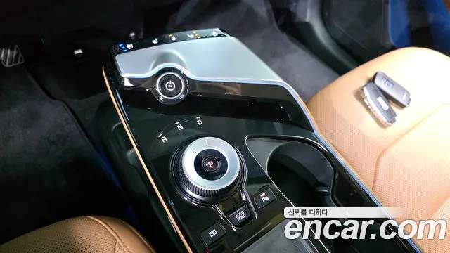 Kia EV6 2023 — фото 12
