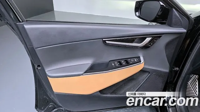 Kia EV6 2023 — фото 14