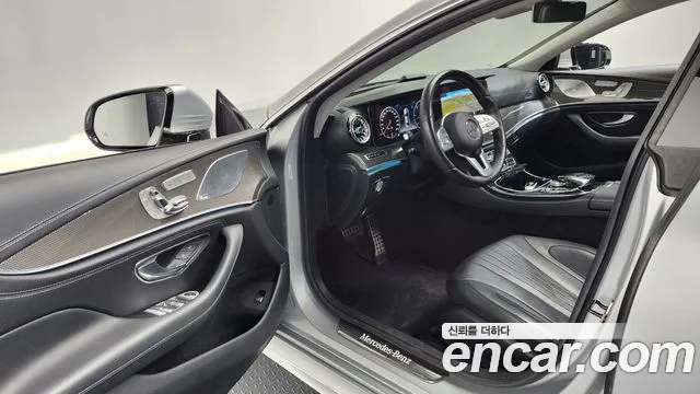 Mercedes-Benz CLS-Class 2019 — фото 10