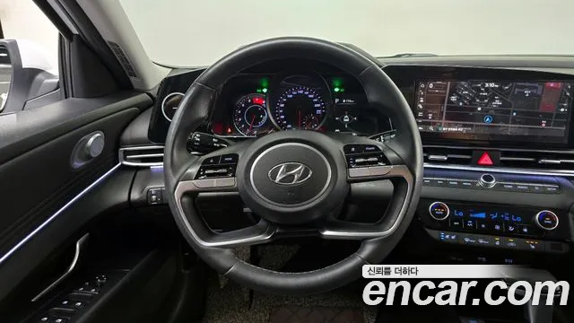 Hyundai AVANTE 2021 — фото 18