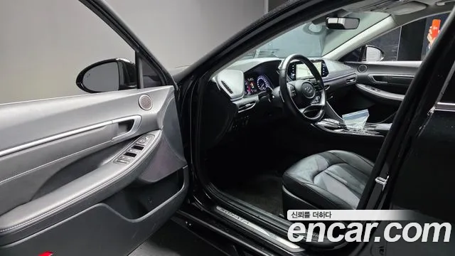 Hyundai Sonata 2022 — фото 10