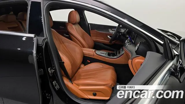 Mercedes-Benz CLS-Class 2022 — фото 16