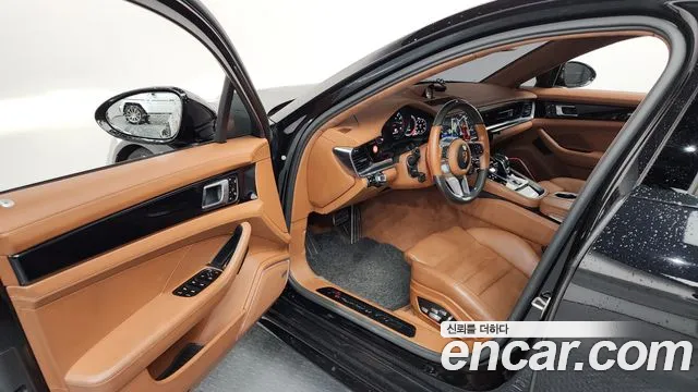 Porsche Panamera 2020 — фото 13