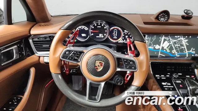 Porsche Panamera 2020 — фото 19