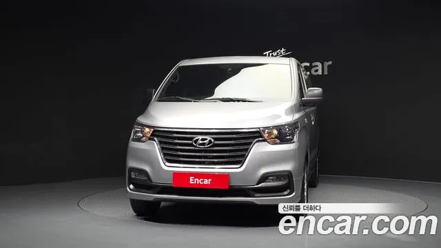 Hyundai Starex 2021 — фото 3