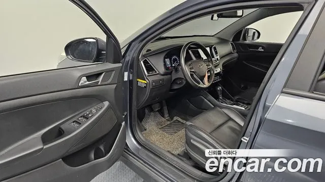 Hyundai Tucson 2017 — фото 13