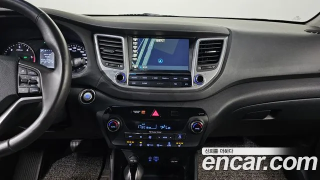 Hyundai Tucson 2017 — фото 19