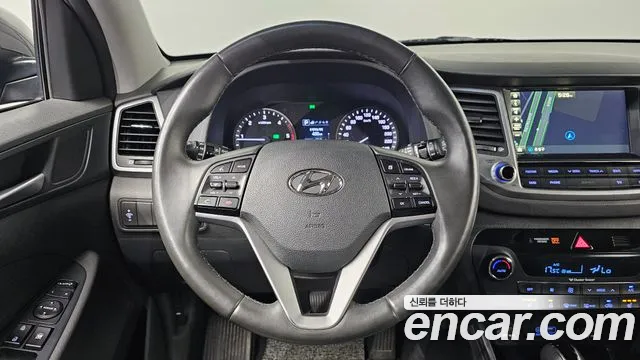 Hyundai Tucson 2017 — фото 20