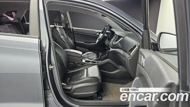 Hyundai Tucson 2017 — фото 16