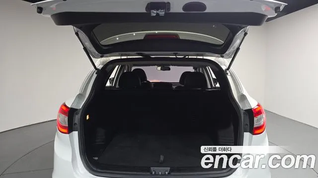Hyundai Tucson 2015 — фото 20
