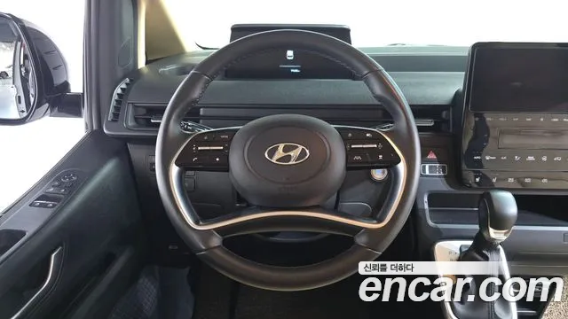 Hyundai Staria 2022 — фото 18