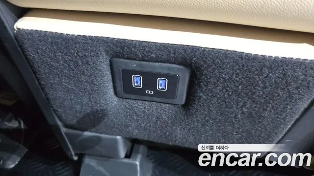 Hyundai Staria 2022 — фото 15