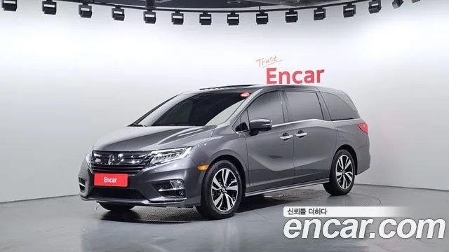 Honda Odyssey 2018 — фото 3
