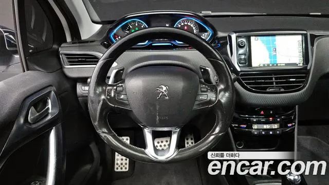 Peugeot 2008 2015 — фото 13