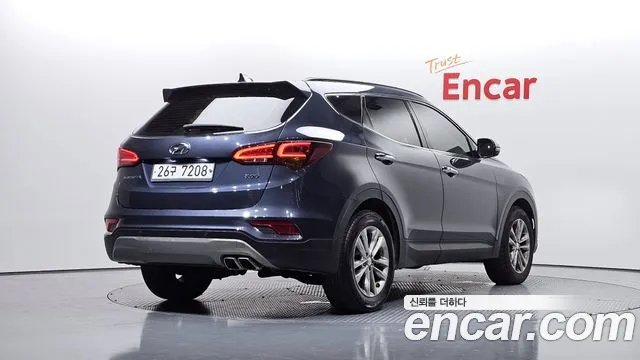 Hyundai Santafe 2018 — фото 2