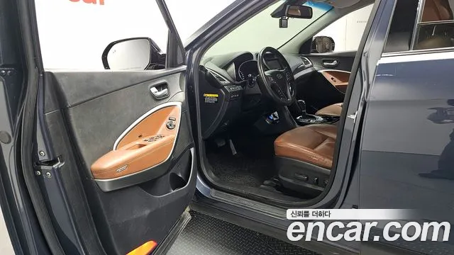 Hyundai Santafe 2018 — фото 10