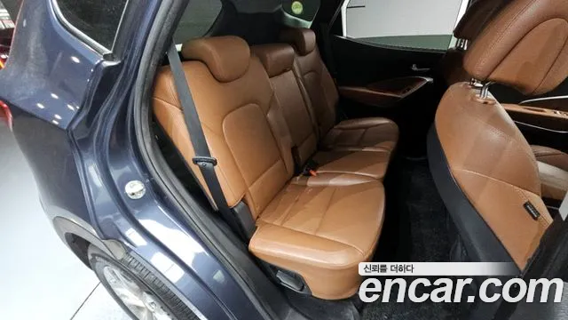Hyundai Santafe 2018 — фото 11