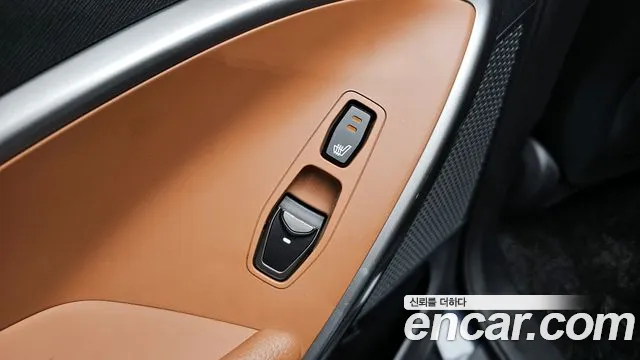 Hyundai Santafe 2018 — фото 17