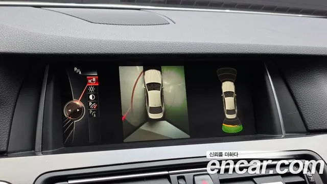 BMW 5-Series 2016 — фото 15
