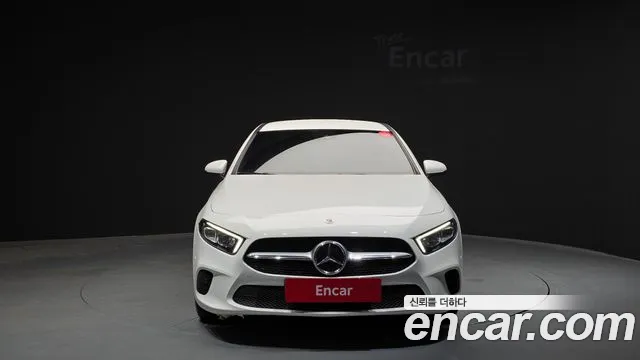 Mercedes-Benz A-Class 2023 — фото 3