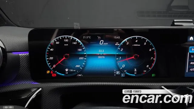 Mercedes-Benz A-Class 2023 — фото 11