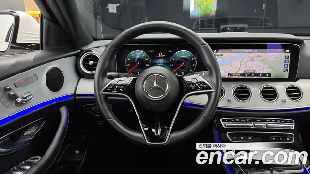 Mercedes-Benz E-Class 2021 — фото 12