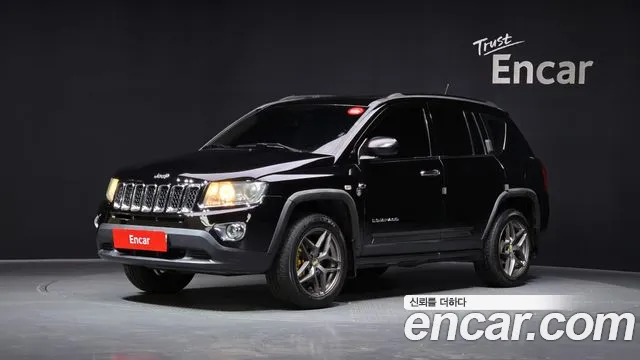 Jeep Compass 2012 — фото 1