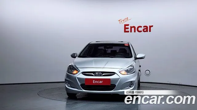 Hyundai Accent 2011 — фото 3