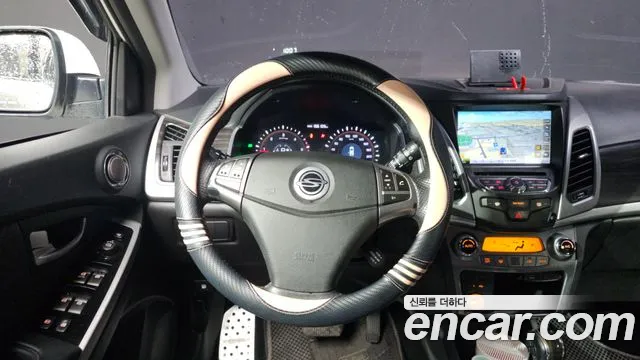 KG_Mobility_Ssangyong KORANDO 2014 — фото 20