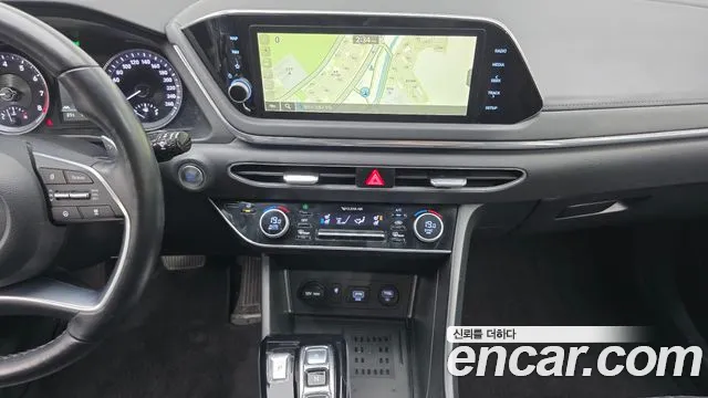 Hyundai Sonata 2022 — фото 14
