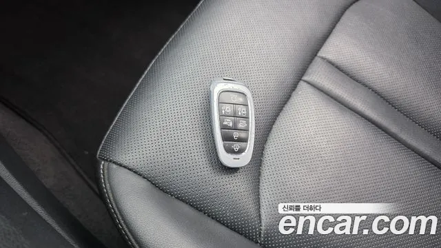 Hyundai Sonata 2022 — фото 19