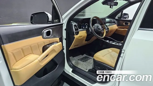 Kia Sorento 2023 — фото 10