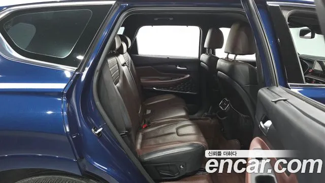 Hyundai Santafe 2019 — фото 18