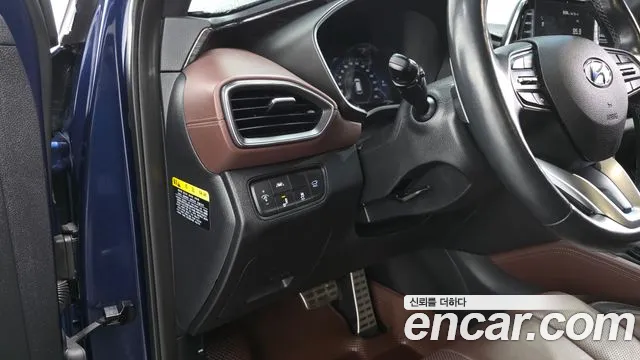 Hyundai Santafe 2019 — фото 19
