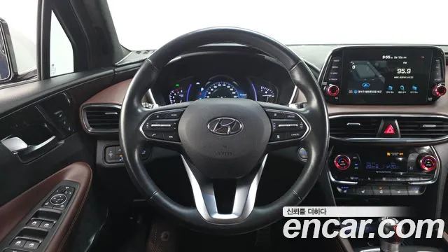 Hyundai Santafe 2019 — фото 20