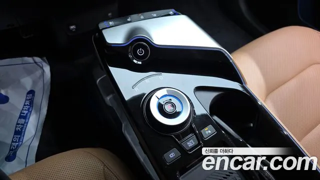 Kia EV6 2023 — фото 12