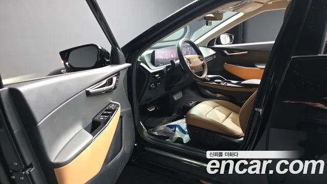 Kia EV6 2023 — фото 13