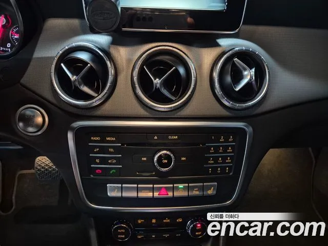 Mercedes-Benz CLA-Class 2017 — фото 14