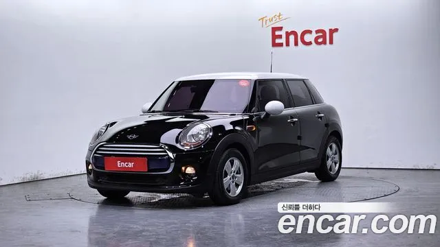Mini Cooper 2015 — фото 1