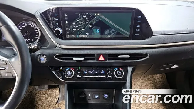 Hyundai Sonata 2021 — фото 20