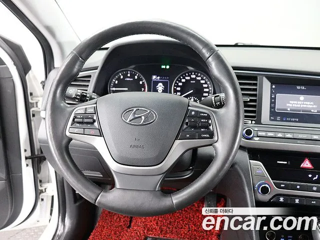 Hyundai AVANTE 2016 — фото 16
