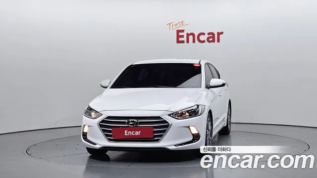Hyundai AVANTE 2018 — фото 3
