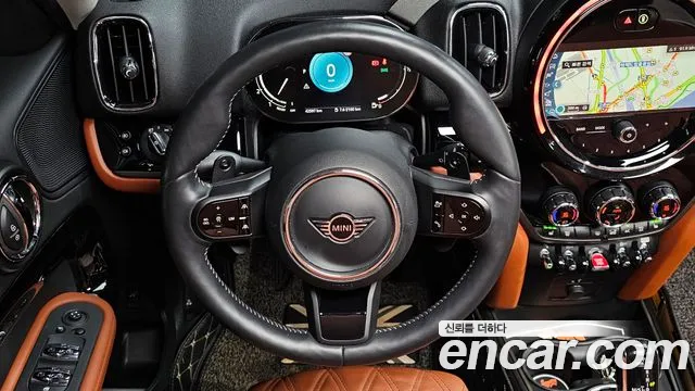 Mini Countryman 2022 — фото 19