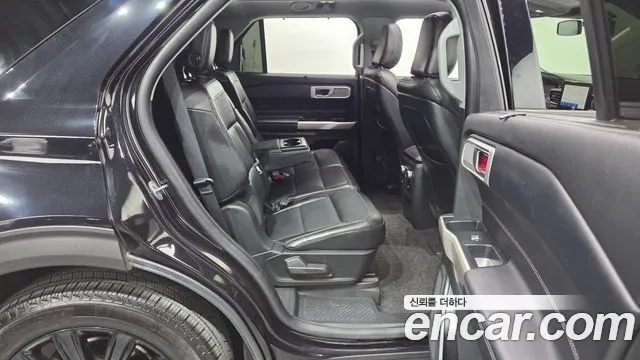 Ford Explorer 2020 — фото 12