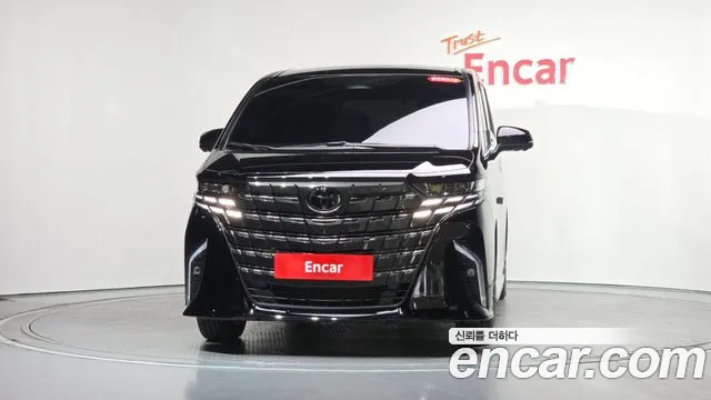 Toyota Alphard 2025 — фото 2