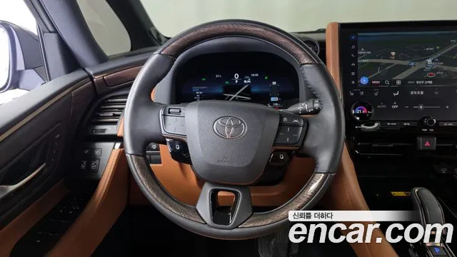Toyota Alphard 2025 — фото 18